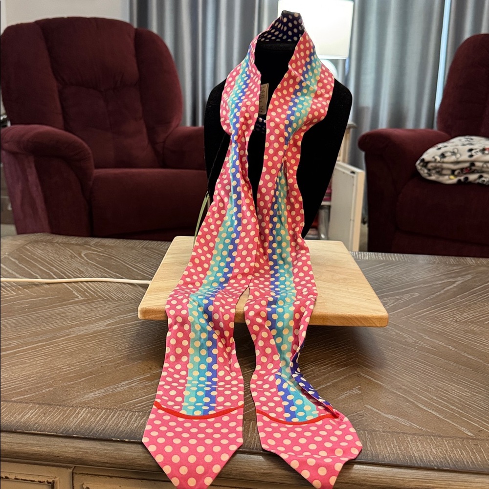 Gucci Polka Dot Pink Blue Silk Scarf - Picture 4 of 8